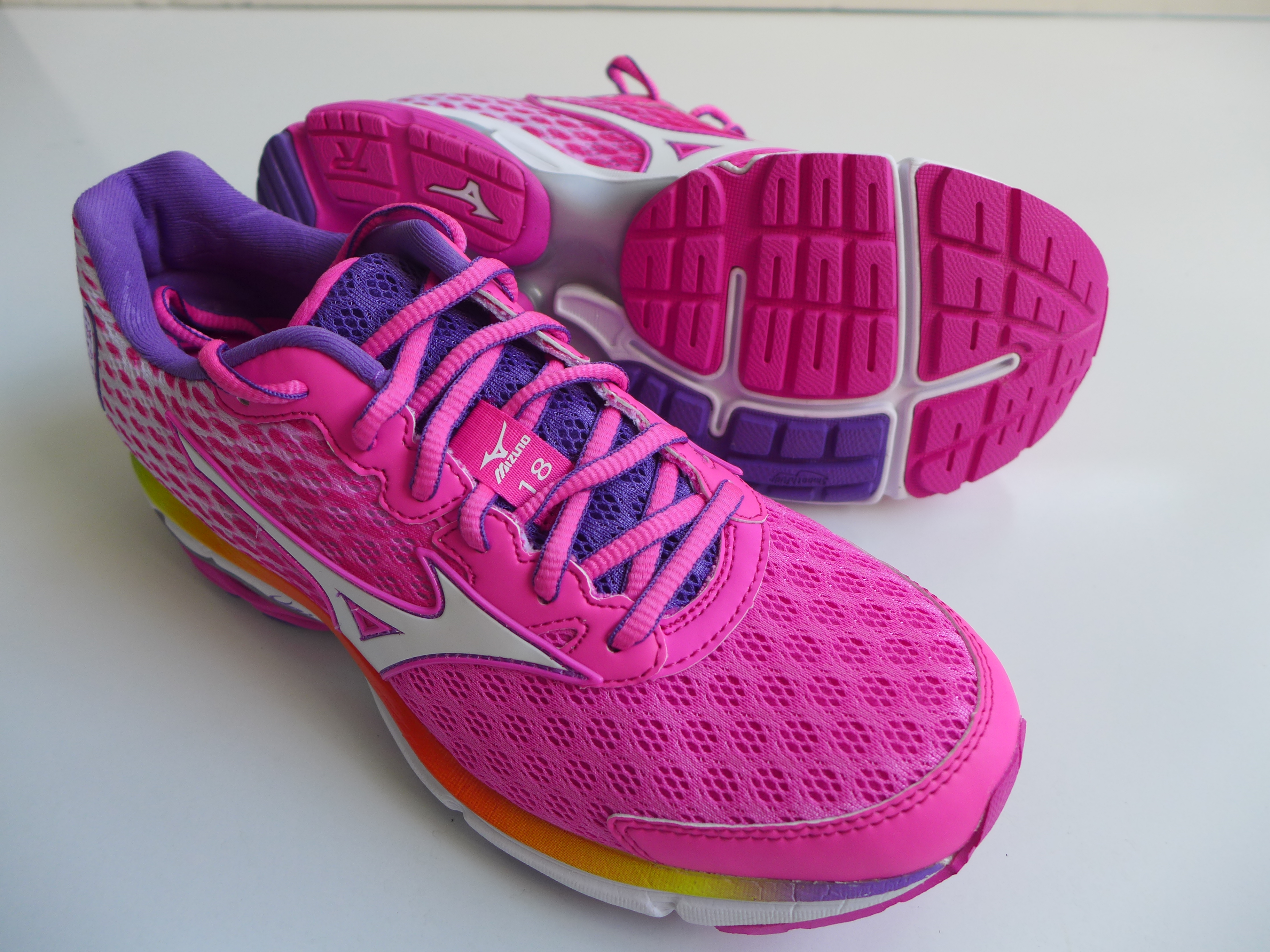 Venta > mizuno wave rider 18 women's running shoes > en stock
